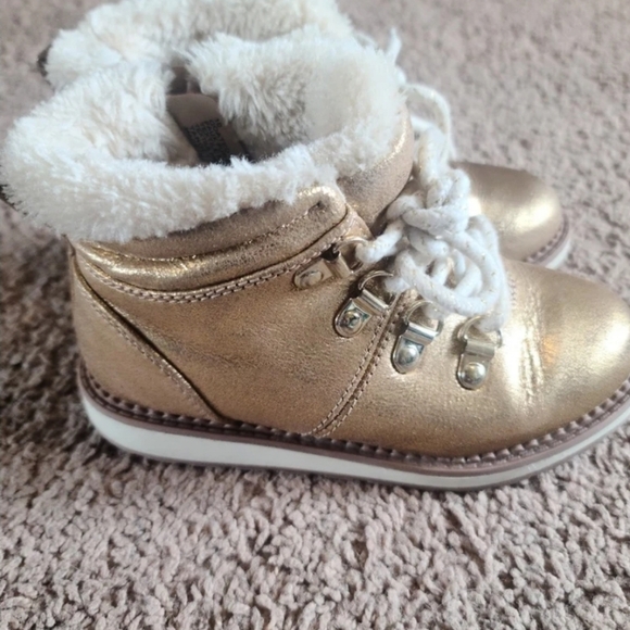 Cat & Jack Boots - Picture 3 of 4